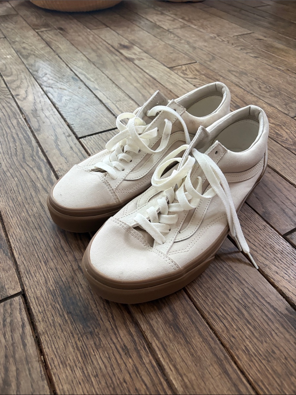 Vans Cream Canvas Low-Top Sneakers with Brown Gum Sole